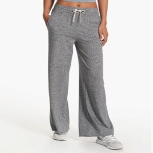 Never Worn - Vuori Halo Essential Wideleg - Heather Grey - XS - Regular